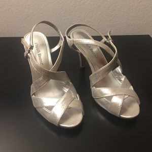 Cursed David’s Bridal 7.5M Silver Strappy Heels